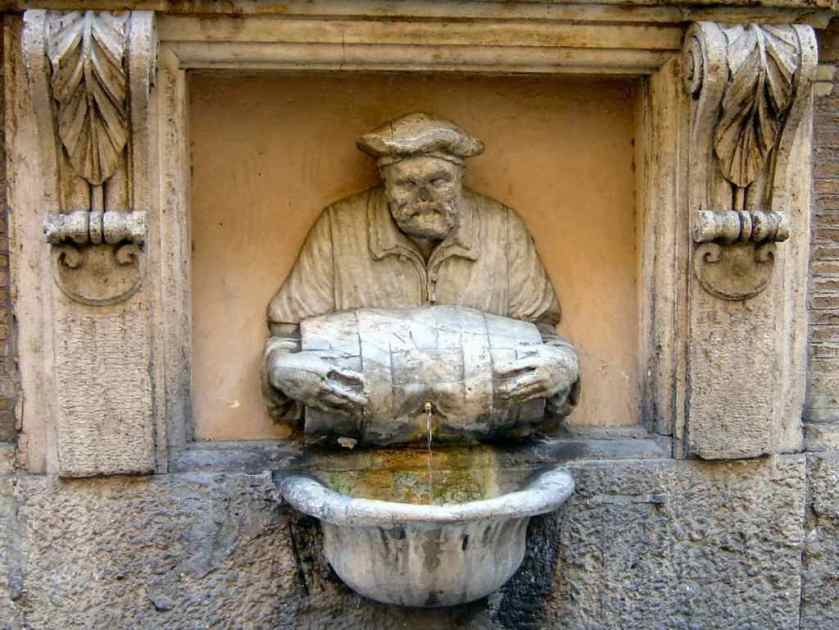 roma fontana del facchino-1